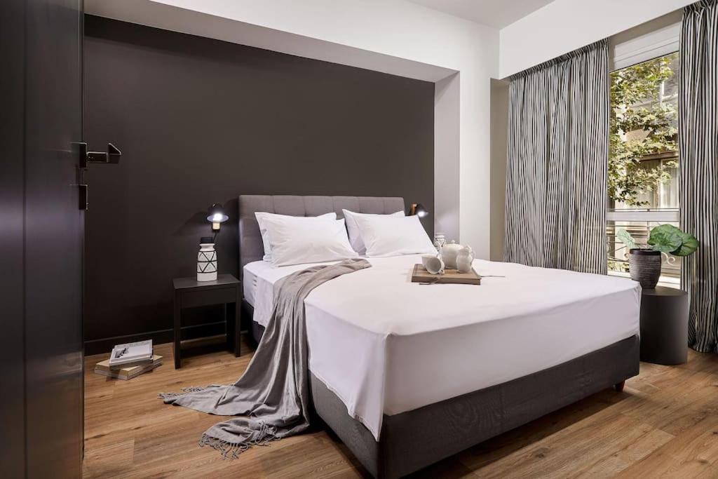 Viola Comfort Suite Athens Luaran gambar