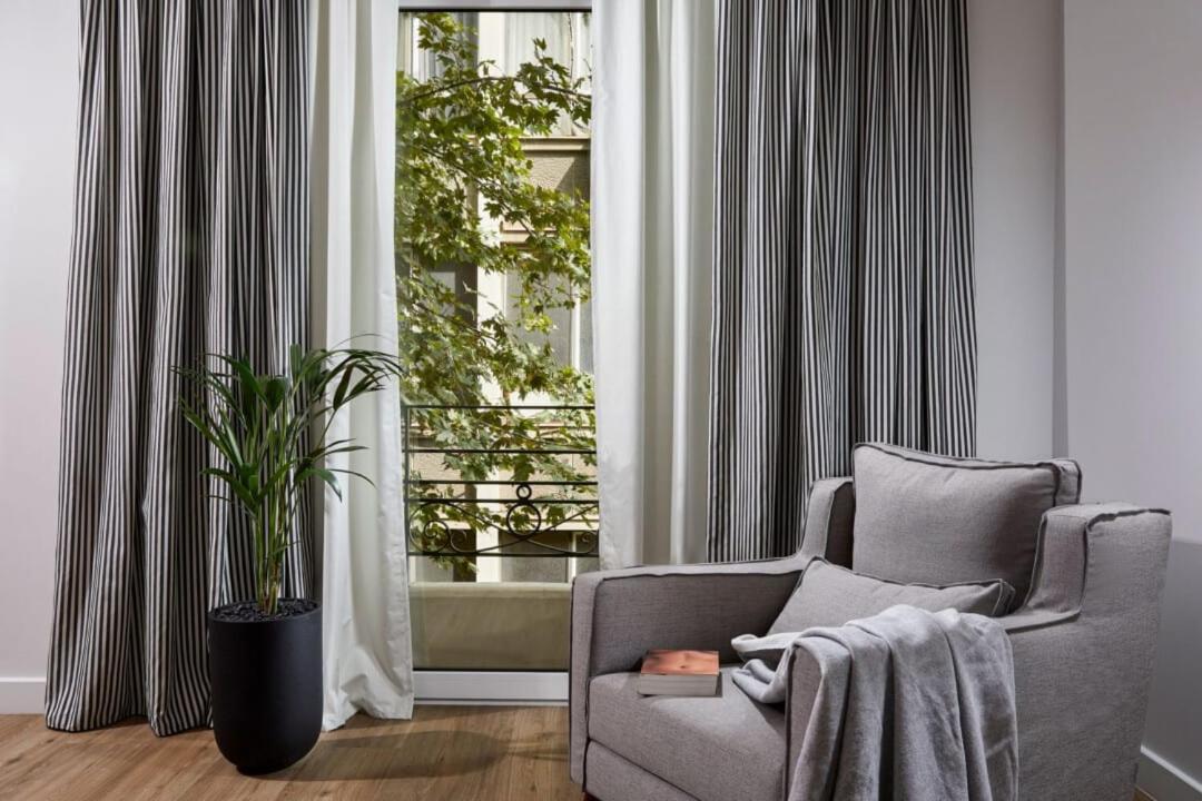 Viola Comfort Suite Athens Luaran gambar